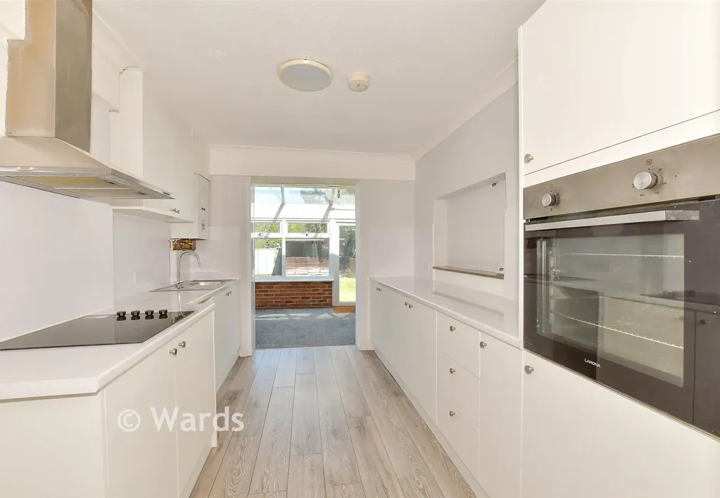 Kitchen - Greenhill Road, Greenhill, Kent - Wards of Kent