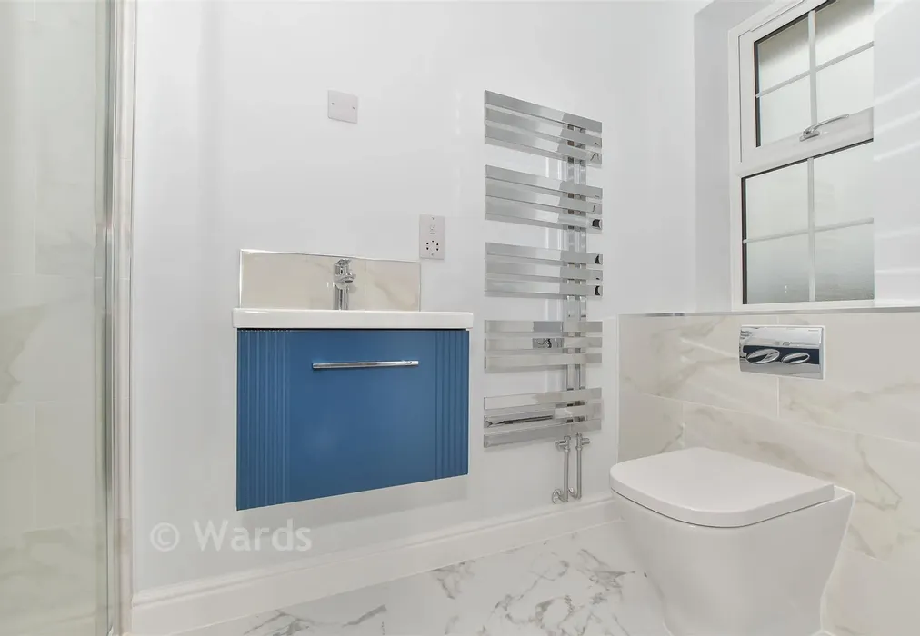 En-Suite Shower Room - Claygate, Marden, Tonbridge, Kent - Wards of Kent