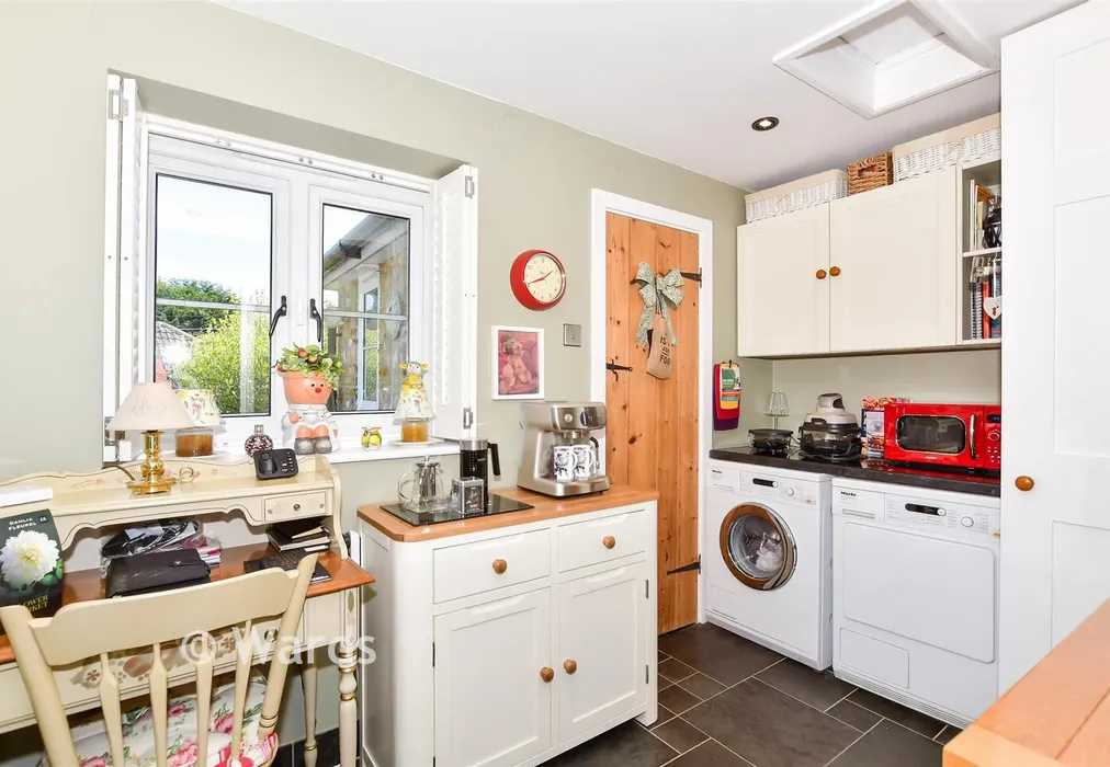 Utility Room - Addington Green, Addington, West Malling, Kent - Wards of Kent