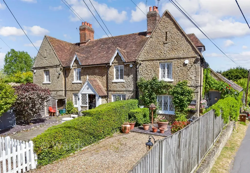 External (Web) - Addington Green, Addington, West Malling, Kent - Wards of Kent