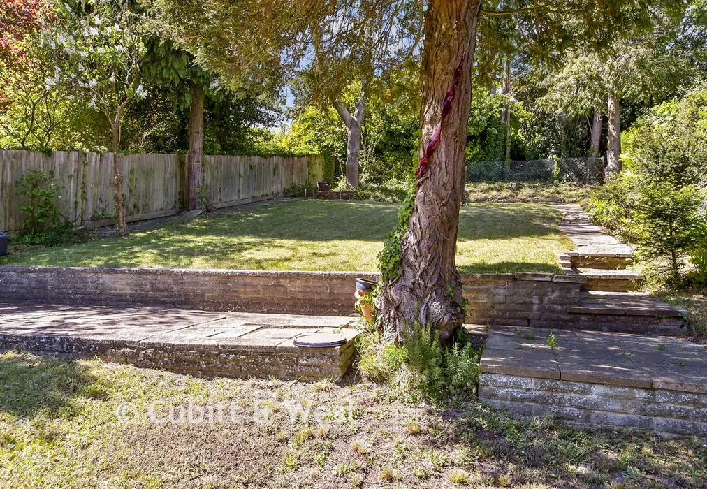 Rear Garden - Eldred Avenue, Westdene, Brighton, East Sussex - Wards of Kent