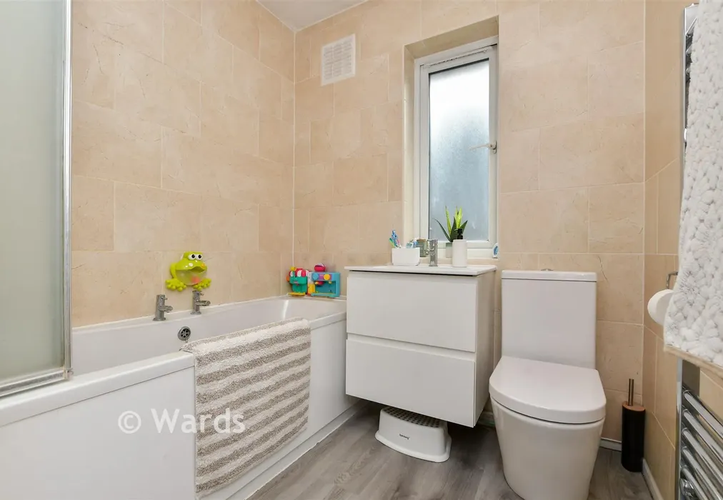 Bathroom - Coronation Crescent, Margate, Kent - Wards of Kent