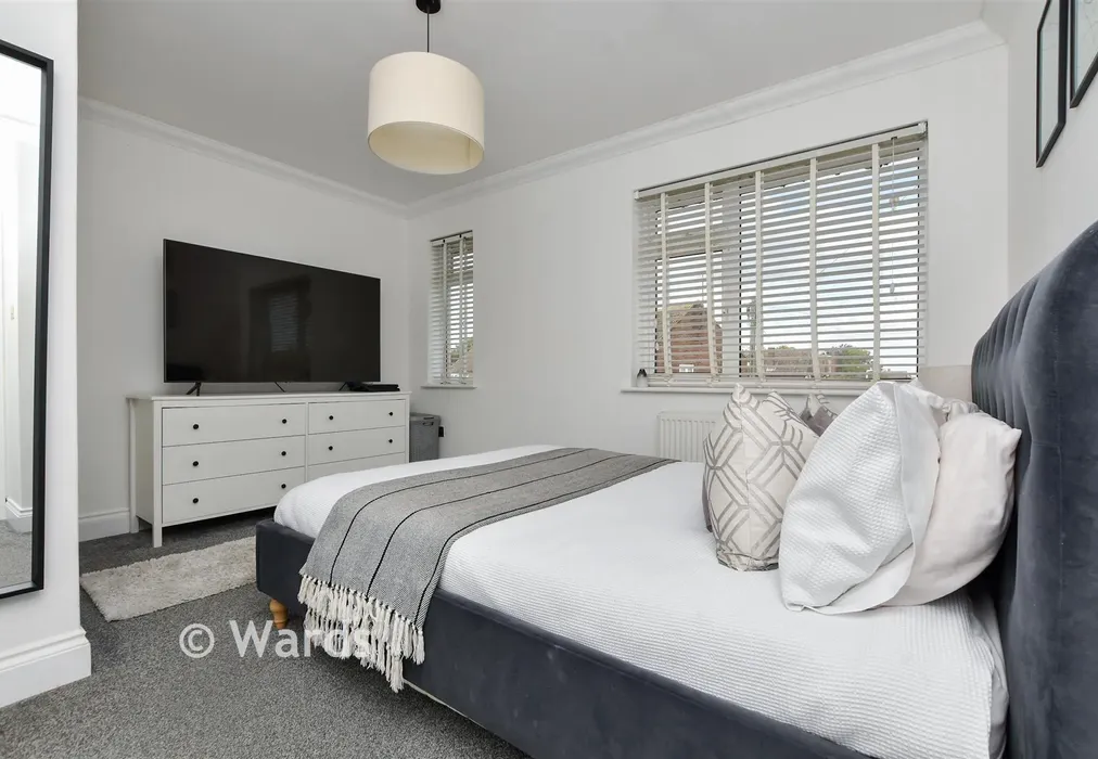 Bedroom 1 - Coronation Crescent, Margate, Kent - Wards of Kent