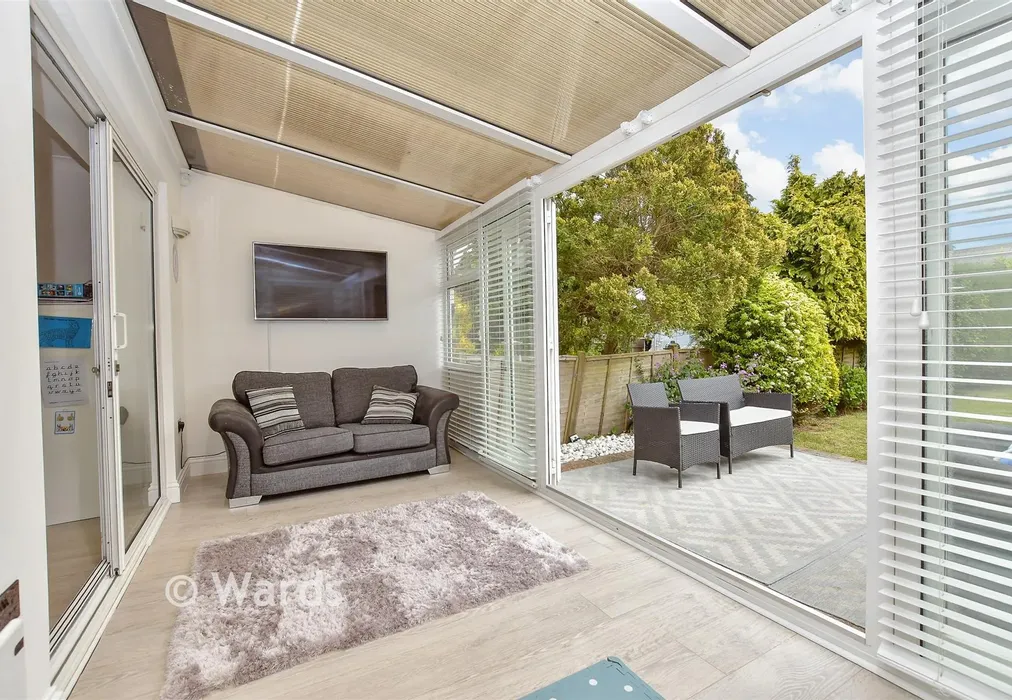 Conservatory - Audley Avenue, Gillingham, Kent - Wards of Kent