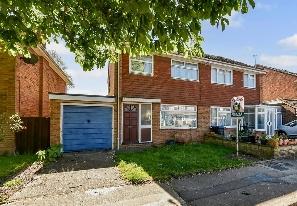 Front...(web) - Yew Tree Close, Broadstairs, Kent - Wards of Kent