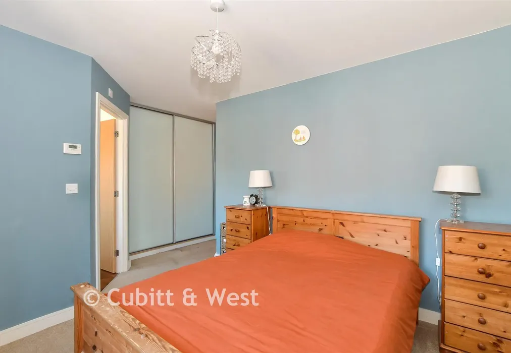 Bedroom 1 - Ruppell Rise, Haywards Heath, West Sussex - Wards of Kent