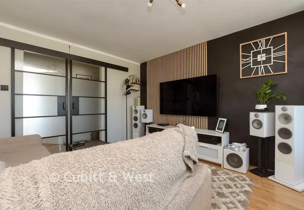 Lounge/Dining Area - Castle Drive, Reigate, Surrey - Wards of Kent