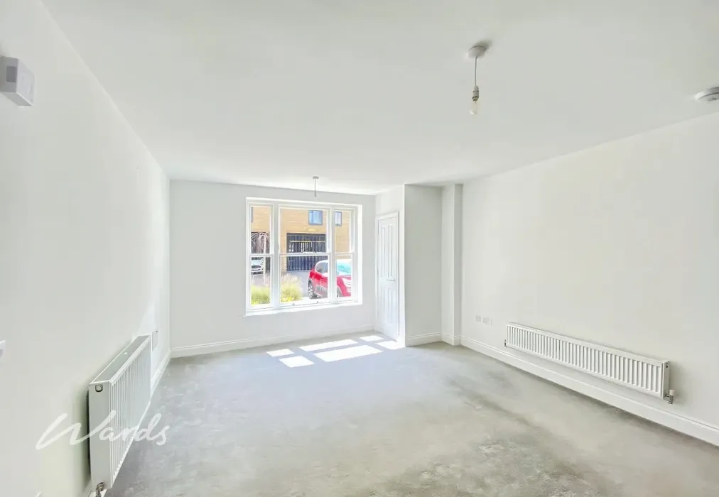 Living/Dining Area - Wrens Cross Upper Stone Street ME15 - Wards of Kent