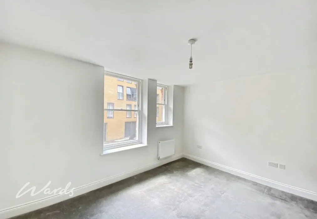 Bedroom - Wrens Cross Upper Stone Street ME15 - Wards of Kent