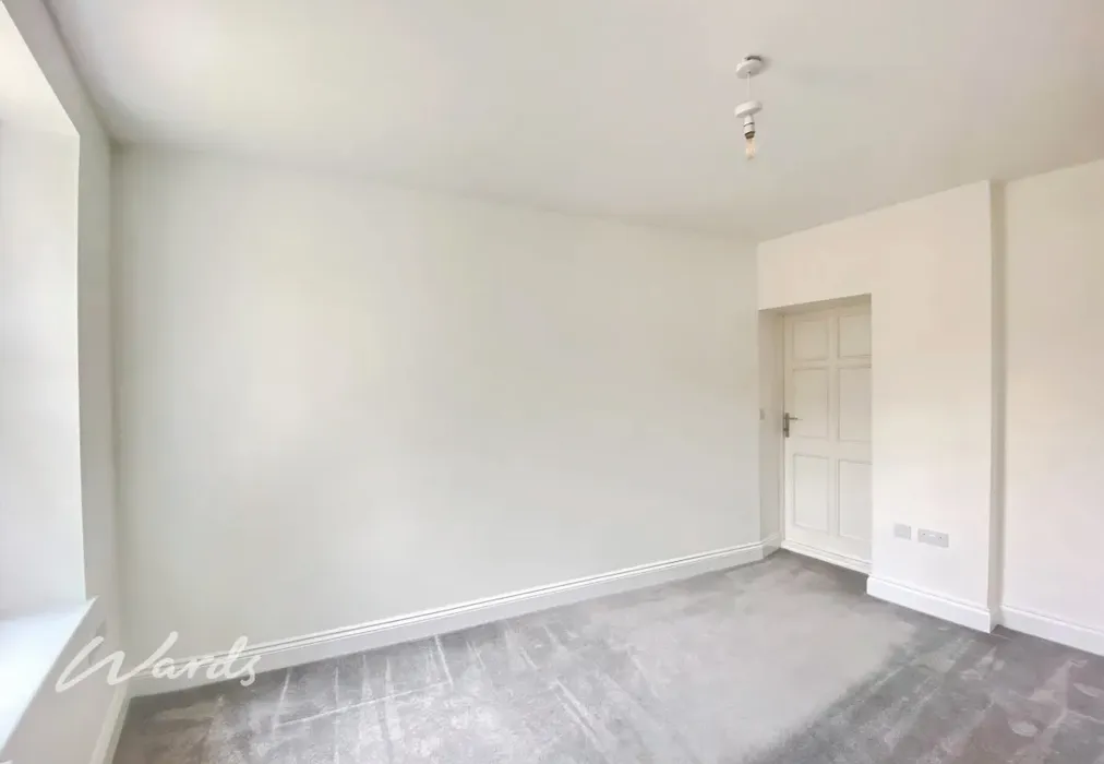 Bedroom - Wrens Cross Upper Stone Street ME15 - Wards of Kent