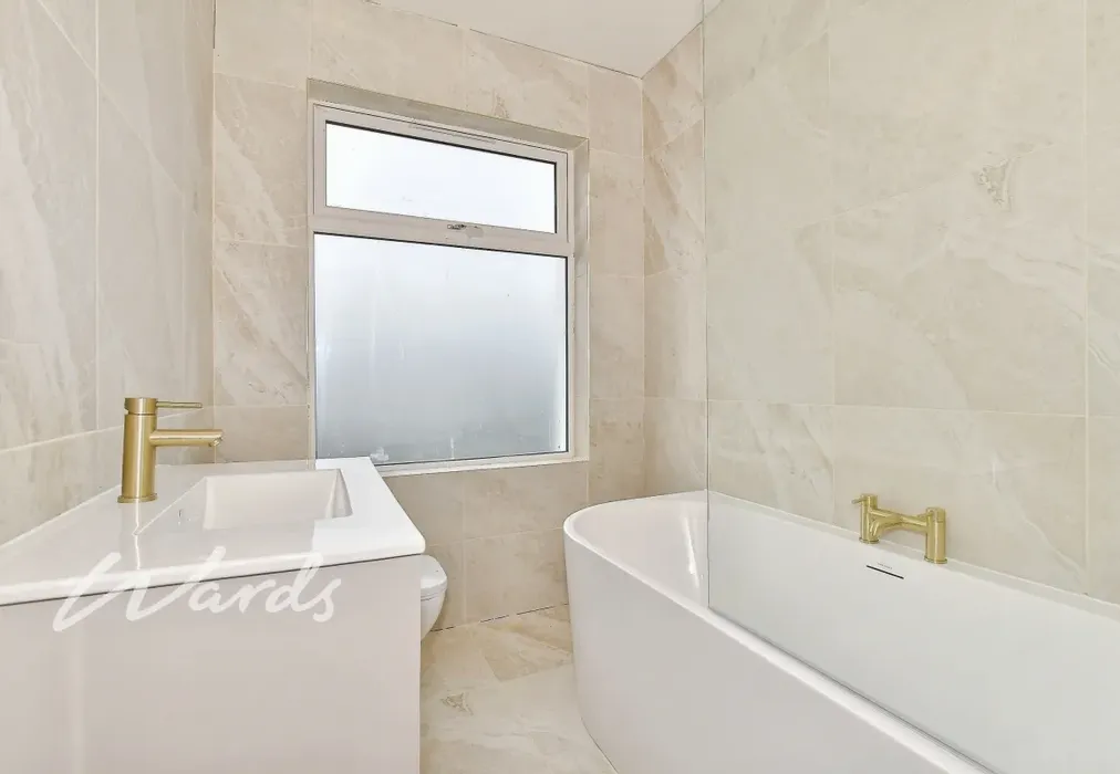 Bathroom - New Street Ash CT3 - Wards of Kent