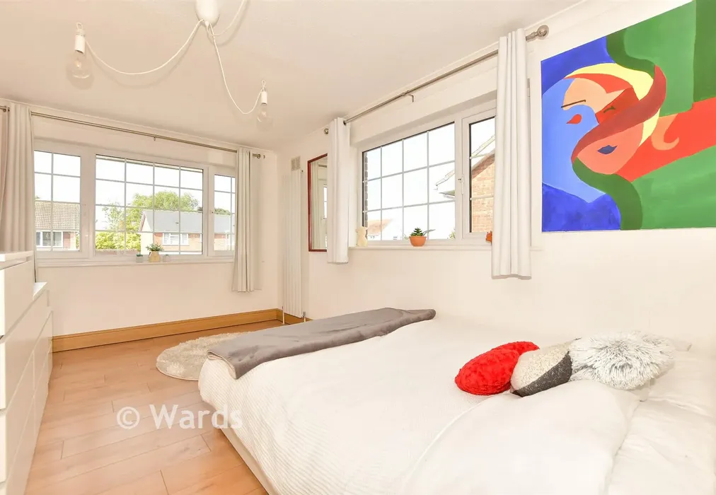 Bedroom 3 - Newlands, Whitfield, Dover, Kent - Wards of Kent