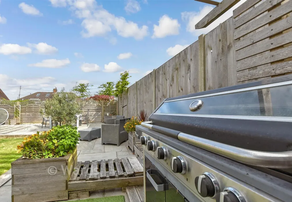 External Lifestyle Photograph - Newlands, Whitfield, Dover, Kent - Wards of Kent