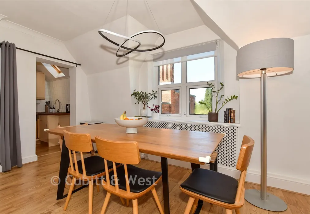 Lounge/Dining Room - Ockley Road, Dorking, Surrey - Wards of Kent