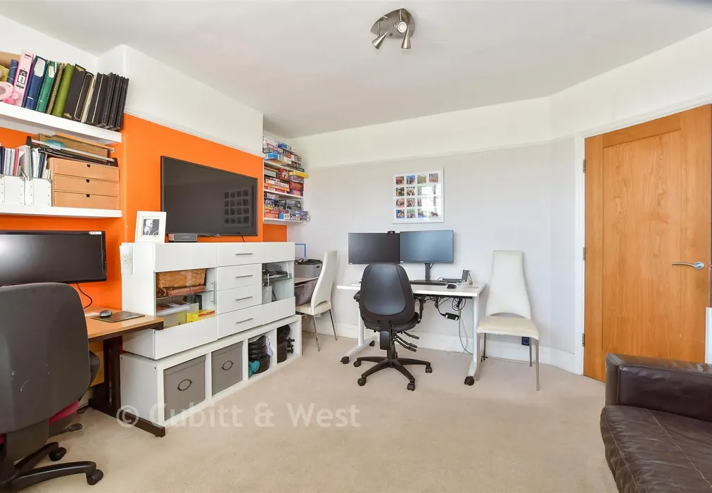 Sitting Room - Ford Road, Arundel, West Sussex - Wards of Kent