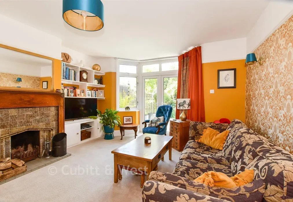 Lounge - Ford Road, Arundel, West Sussex - Wards of Kent