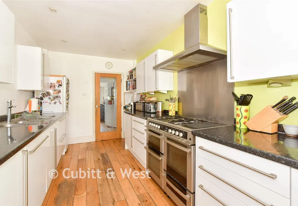 Kitchen - Ford Road, Arundel, West Sussex - Wards of Kent