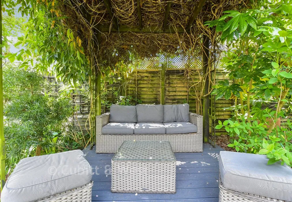 Rear Garden - Ford Road, Arundel, West Sussex - Wards of Kent