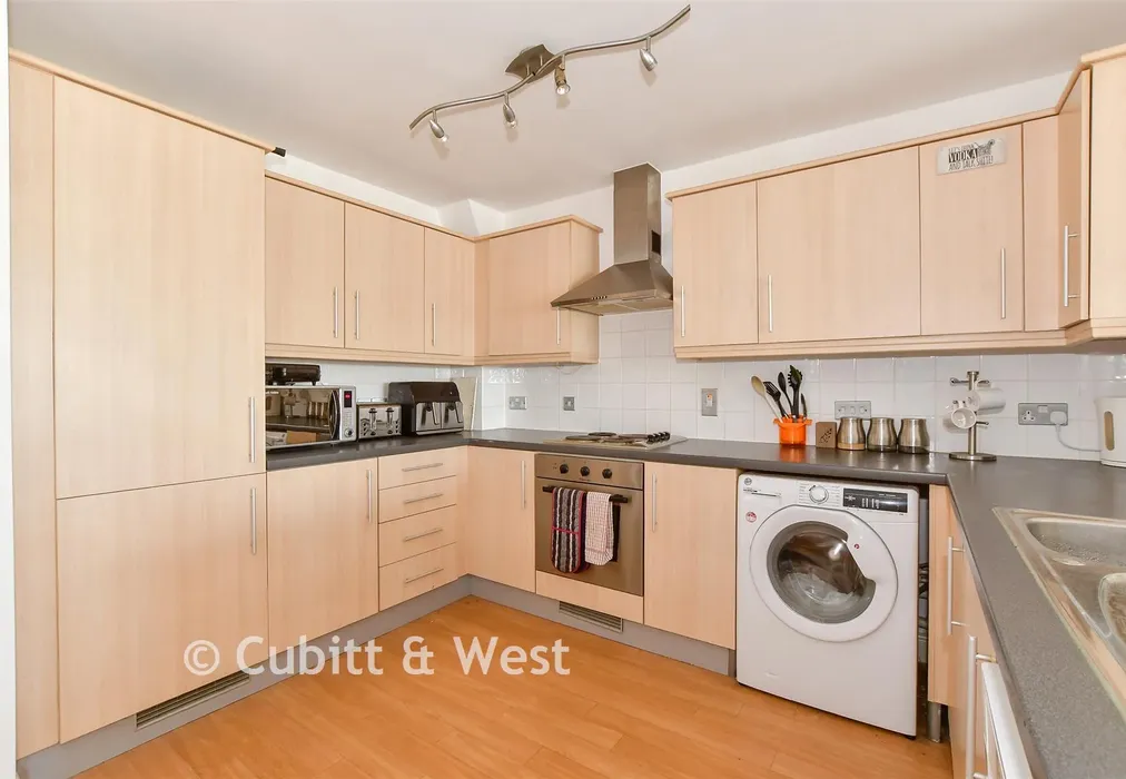 Kitchen - Fairbank Road, Southwater, Horsham, West Sussex - Wards of Kent