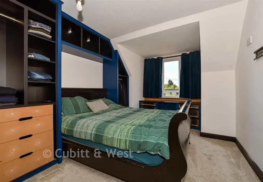 Bedroom 1 - Fairbank Road, Southwater, Horsham, West Sussex - Wards of Kent