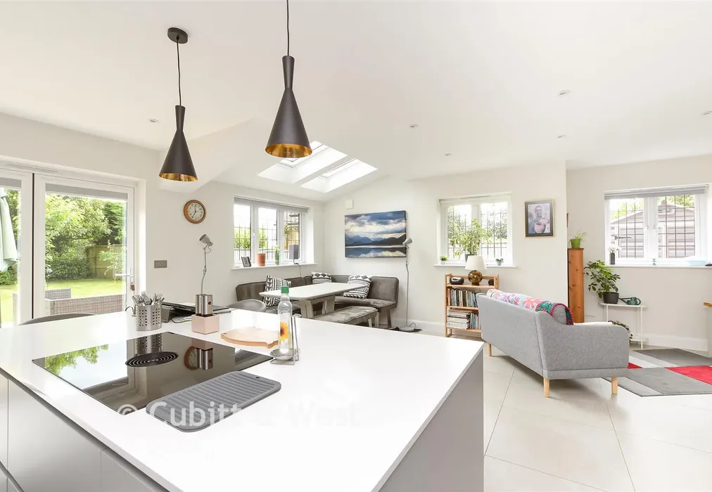 Kitchen/Diner - Upper Rose Hill, Dorking, Surrey - Wards of Kent