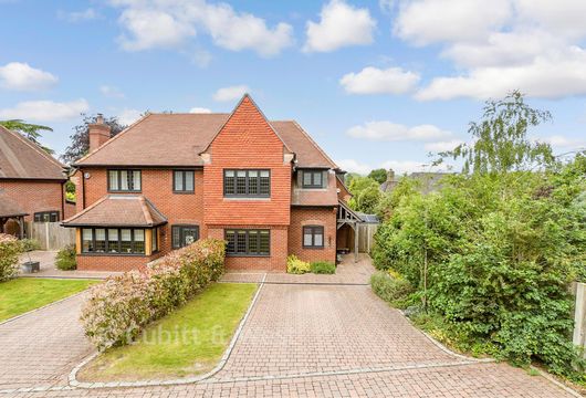Upper Rose Hill, Dorking, Surrey - Wards of Kent