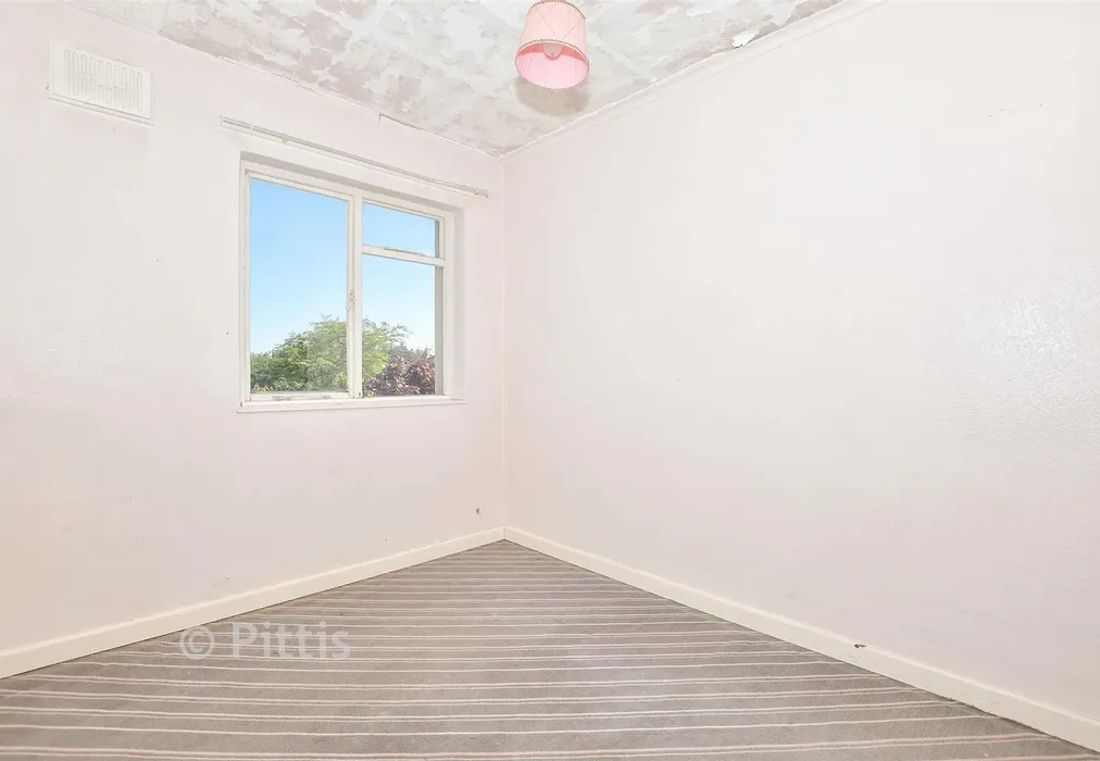 Bedroom 3 - Arundel Road, Elmfield, Ryde, Isle of Wight - Wards of Kent