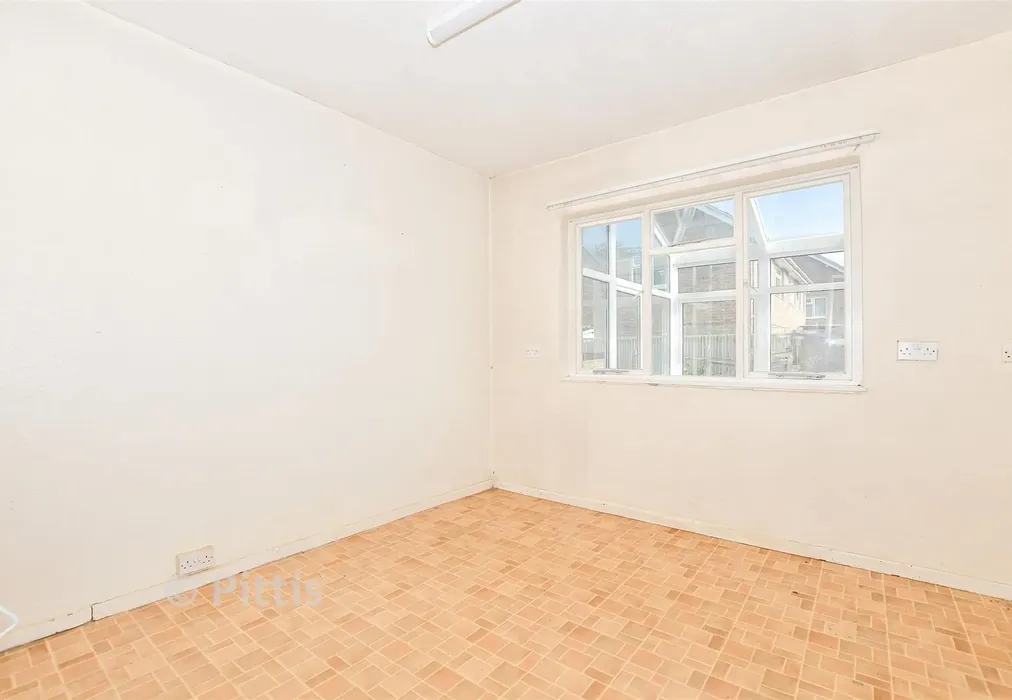 Dining Area - Arundel Road, Elmfield, Ryde, Isle of Wight - Wards of Kent
