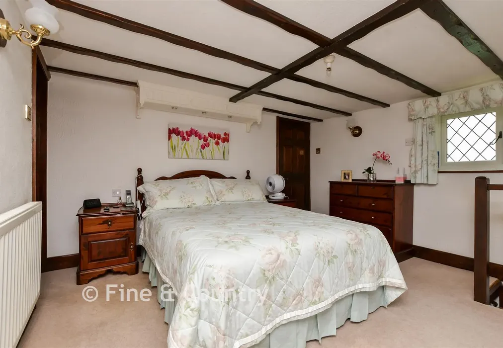 Principal Bedroom - Canterbury Road, Lydden, Kent - Wards of Kent