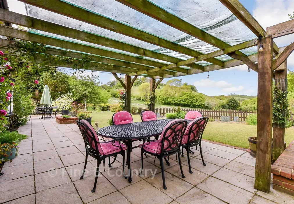 External Lifestyle Photograph - Canterbury Road, Lydden, Kent - Wards of Kent