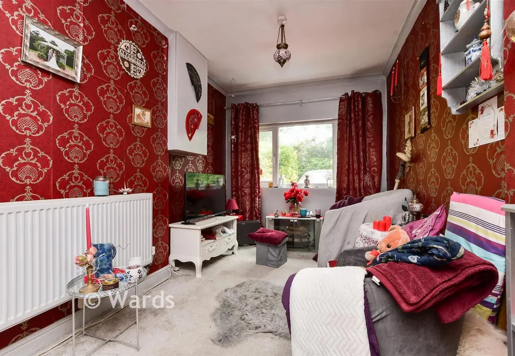Sitting Room - Thorn Gardens, Ramsgate, Kent - Wards of Kent