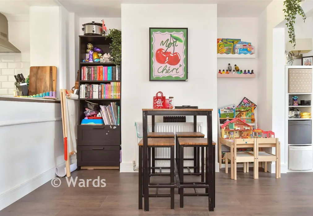 Internal Lifestyle Photograph - London Road, Dover, Kent - Wards of Kent