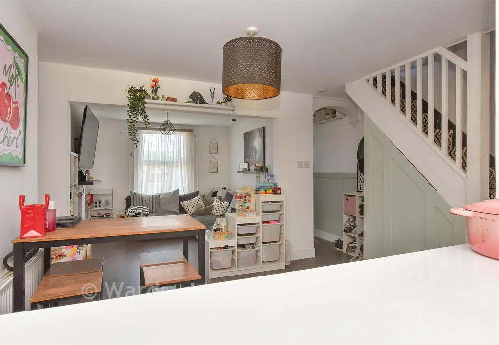 Internal Lifestyle Photograph - London Road, Dover, Kent - Wards of Kent