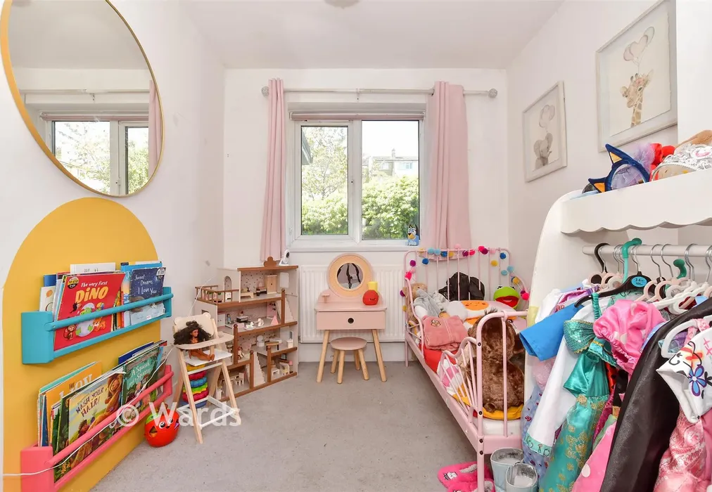 Bedroom 2 - London Road, Dover, Kent - Wards of Kent