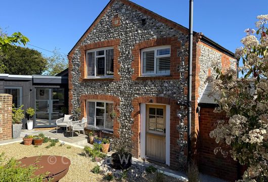 Maltravers Street, Arundel, West Sussex - Wards of Kent