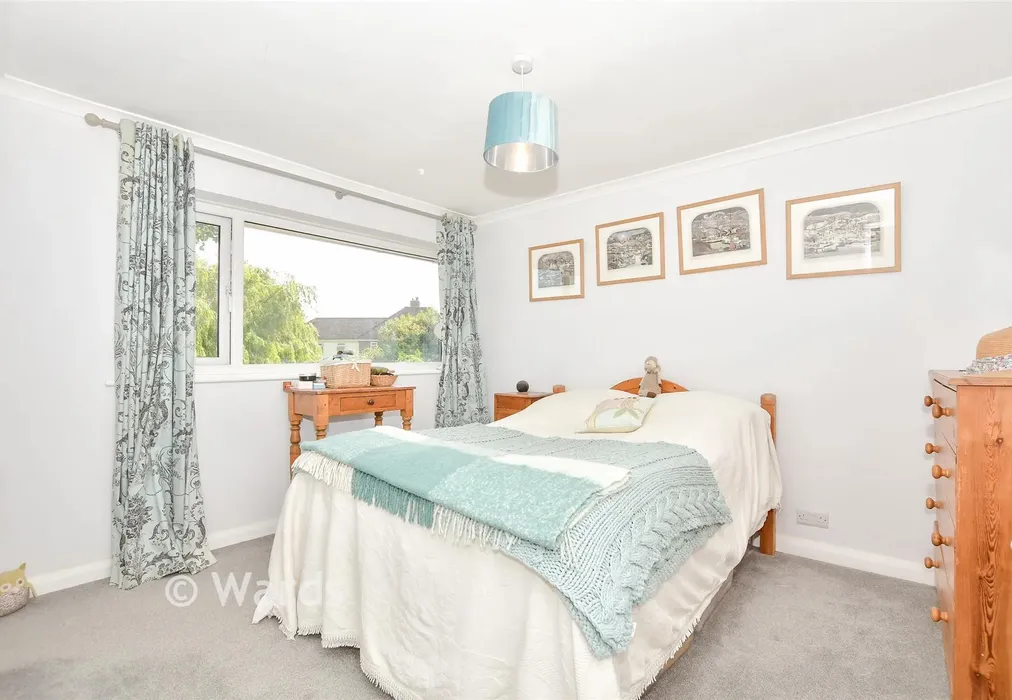 Bedroom 1 - Richmond Way, Maidstone, Kent - Wards of Kent