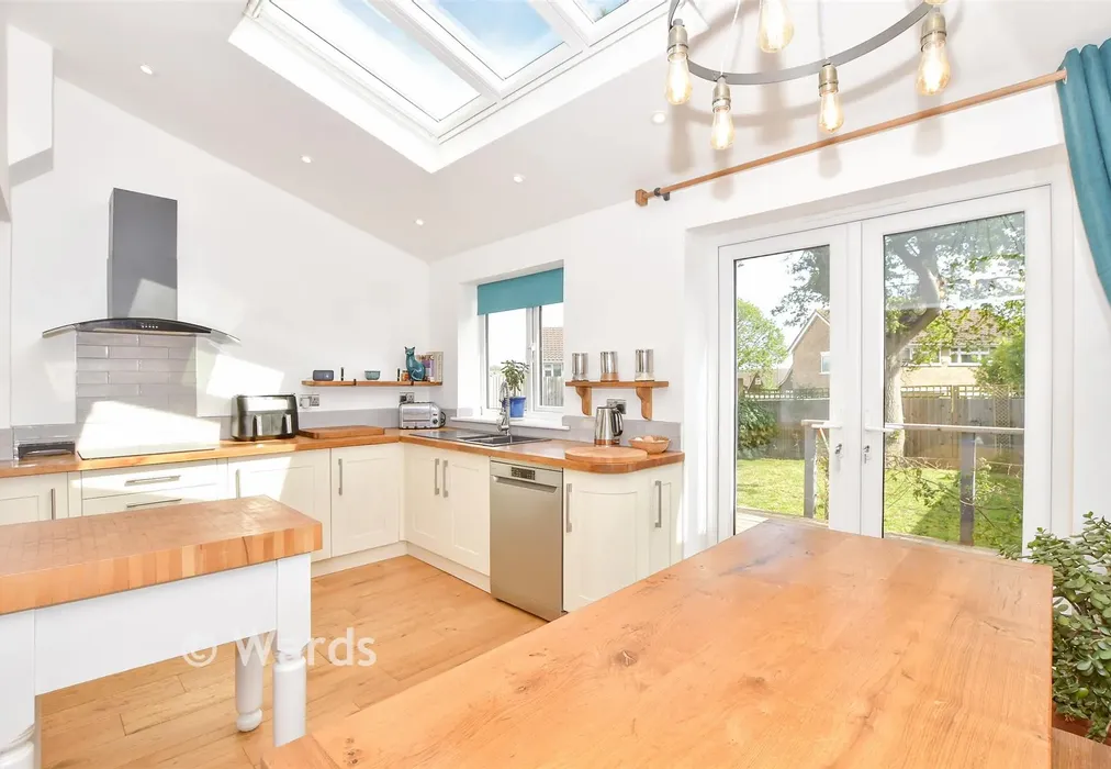 Kitchen/Diner - Richmond Way, Maidstone, Kent - Wards of Kent