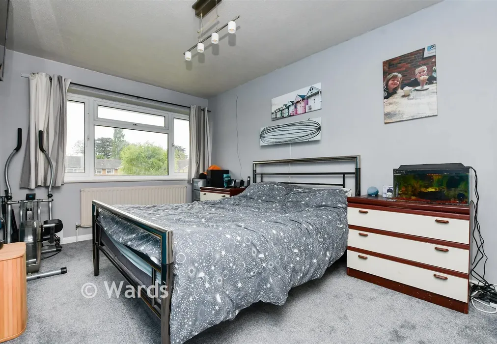 Bedroom 1 - Glebe Way, Whitstable, Kent - Wards of Kent