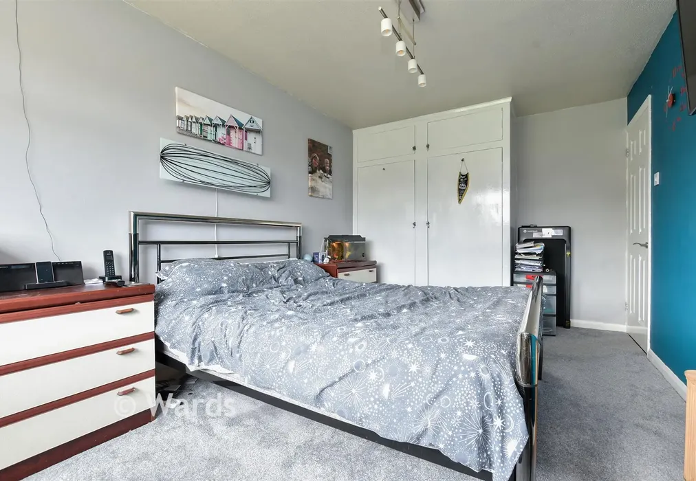 Bedroom 1 - Glebe Way, Whitstable, Kent - Wards of Kent
