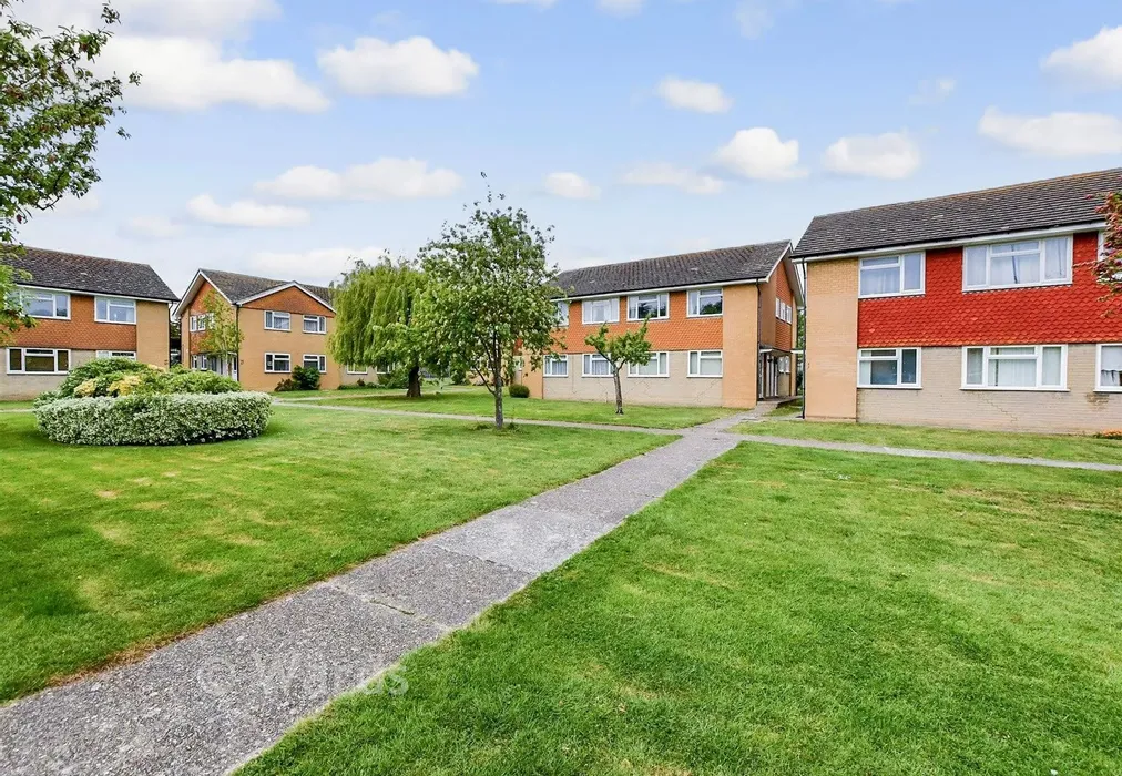Comunal Gardens. - Glebe Way, Whitstable, Kent - Wards of Kent