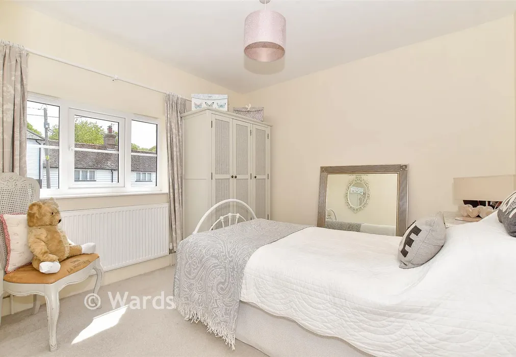 Bedroom 3 - Main Street, Beckley, Rye, East Sussex - Wards of Kent