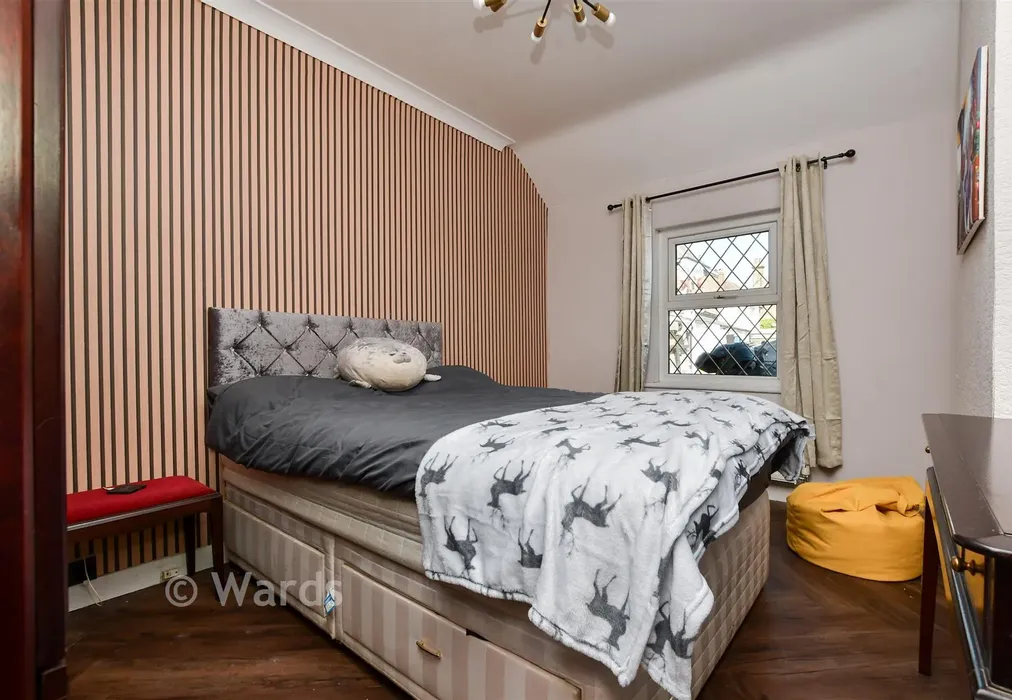 Bedroom 1 - Cliftonville Avenue, Ramsgate, Kent - Wards of Kent