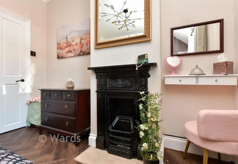 Internal Feature - Cliftonville Avenue, Ramsgate, Kent - Wards of Kent