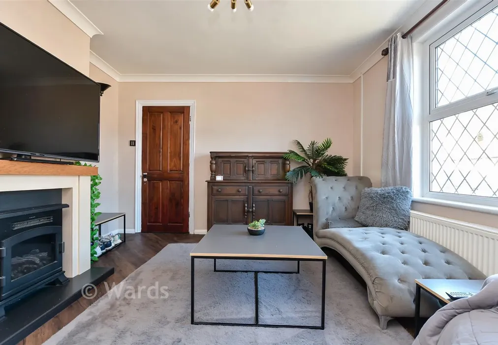 Lounge - Cliftonville Avenue, Ramsgate, Kent - Wards of Kent