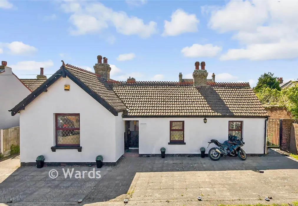 Front - Cliftonville Avenue, Ramsgate, Kent - Wards of Kent