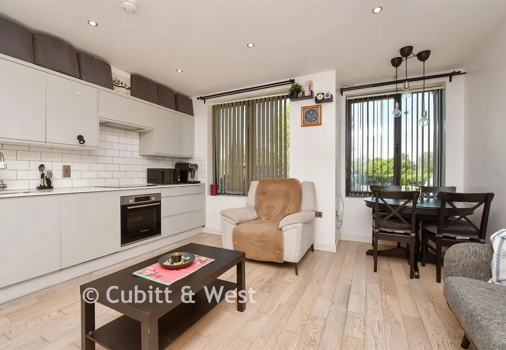 Lounge / Kitchen - Rose Hill, Sutton, Surrey - Wards of Kent