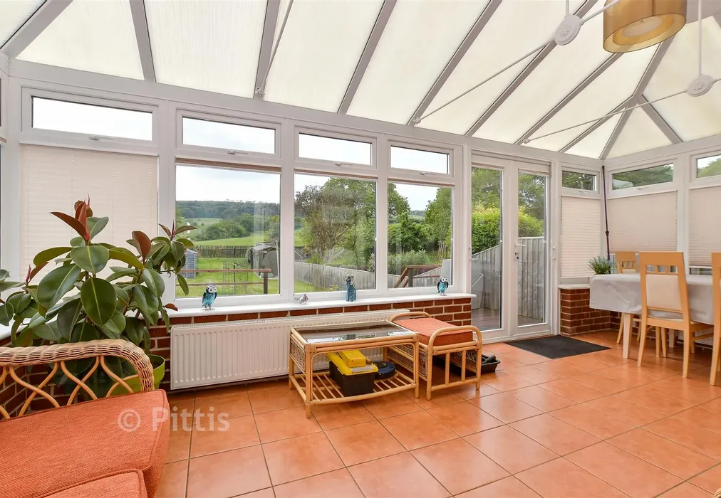 Conservatory - Cliff Bridge, Shanklin, Isle of Wight - Wards of Kent