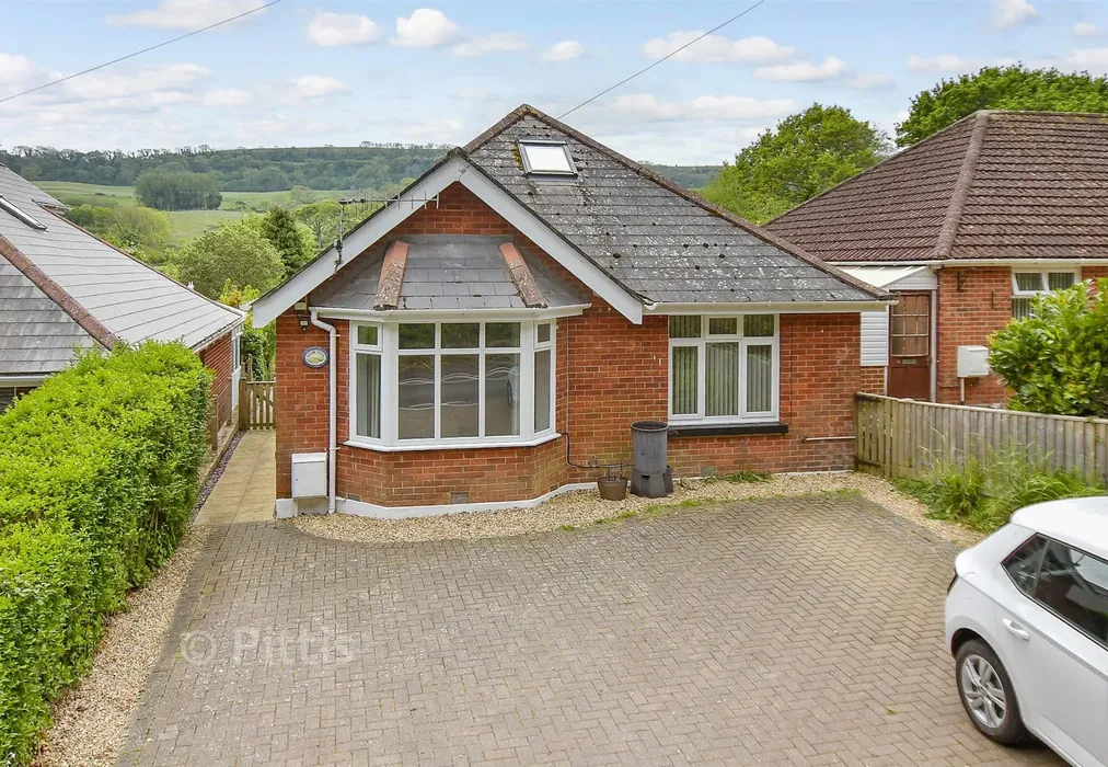 External (Web) - Cliff Bridge, Shanklin, Isle of Wight - Wards of Kent