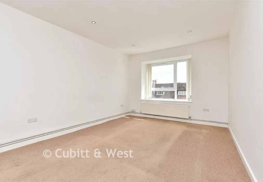 Kitchen / Lounge / Dining Room - Station Approach, Belmont, Sutton, Surrey - Wards of Kent