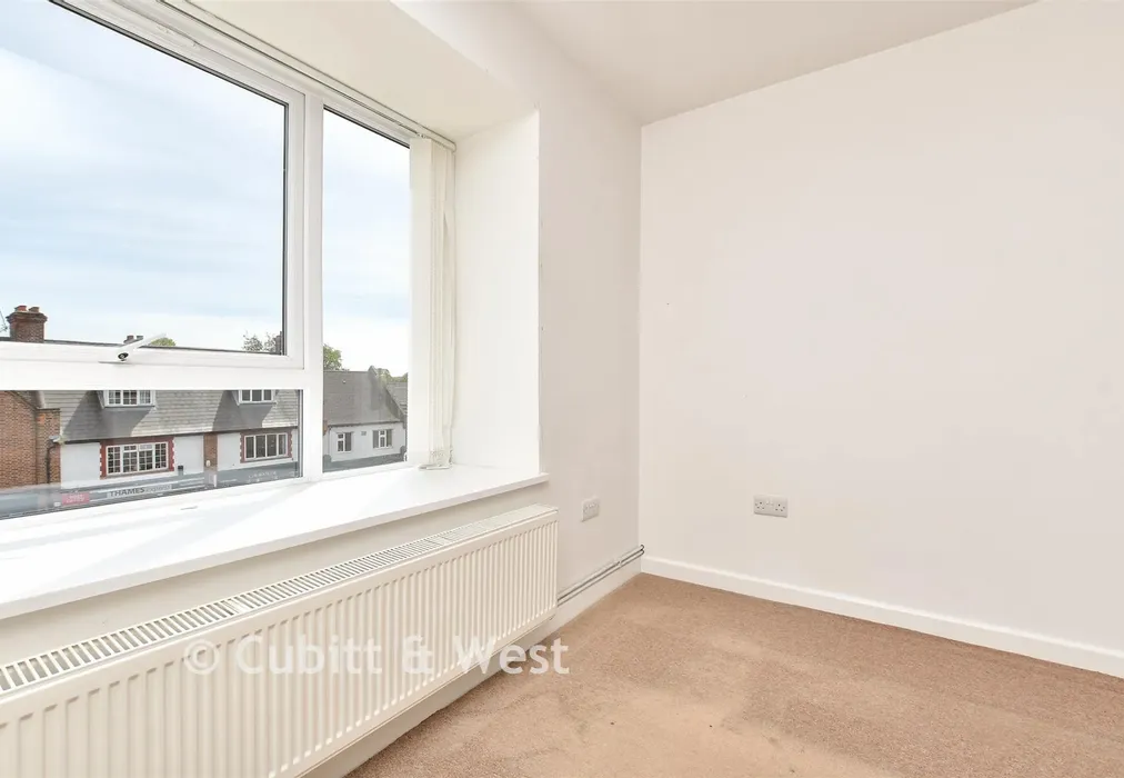 Kitchen / Lounge / Dining Room - Station Approach, Belmont, Sutton, Surrey - Wards of Kent